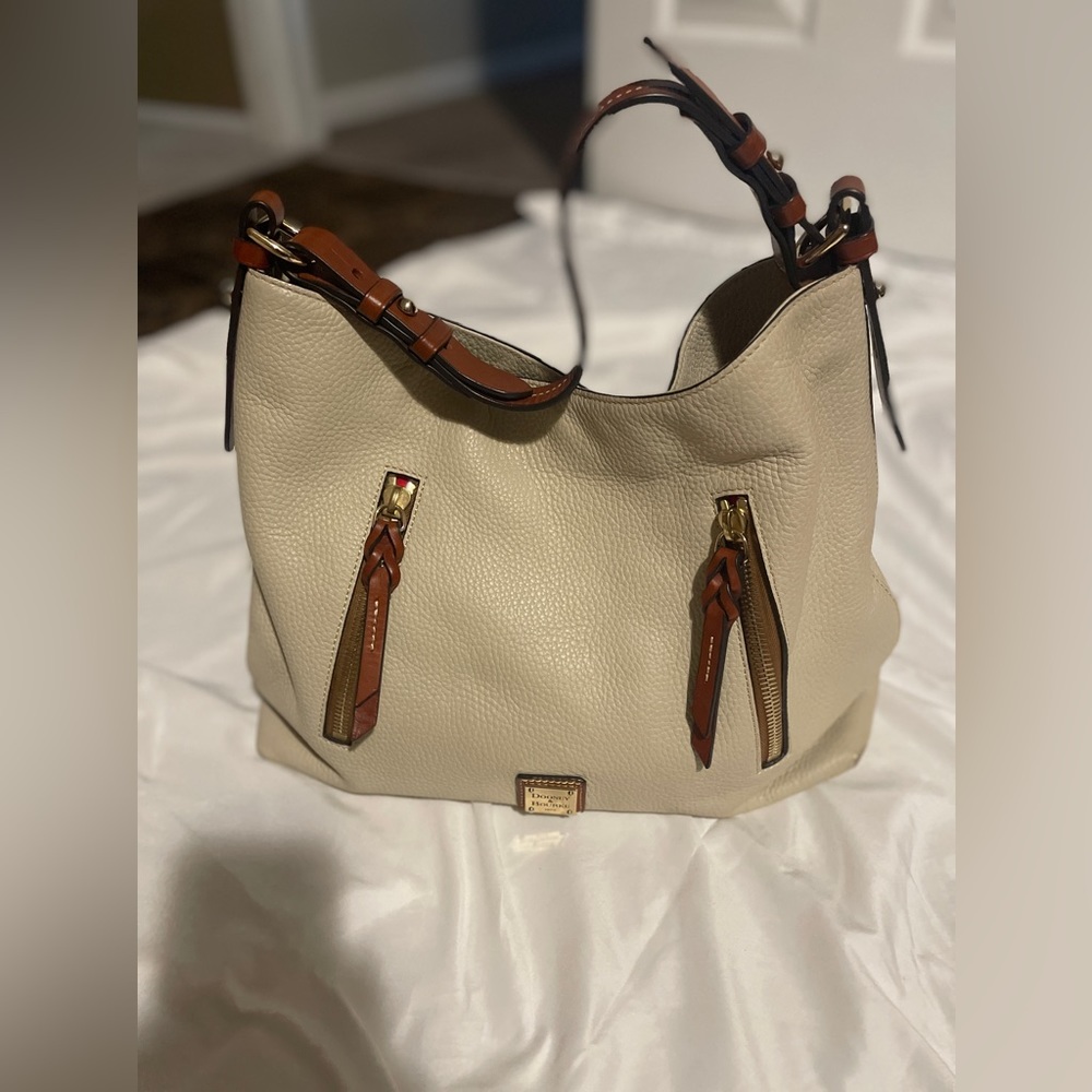 Dooney & Bourke Hobo bag Pebble Grain